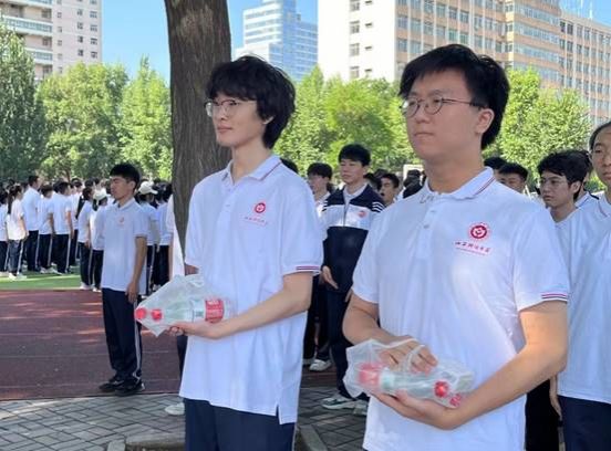 图示, 示意图
中度可信度描述已自动生成:ver1